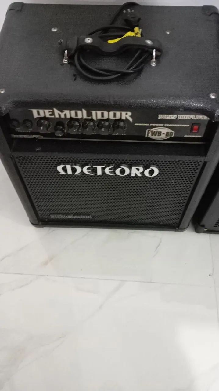 Amplificador de baixo .. cubo de baixo  - Foto 2