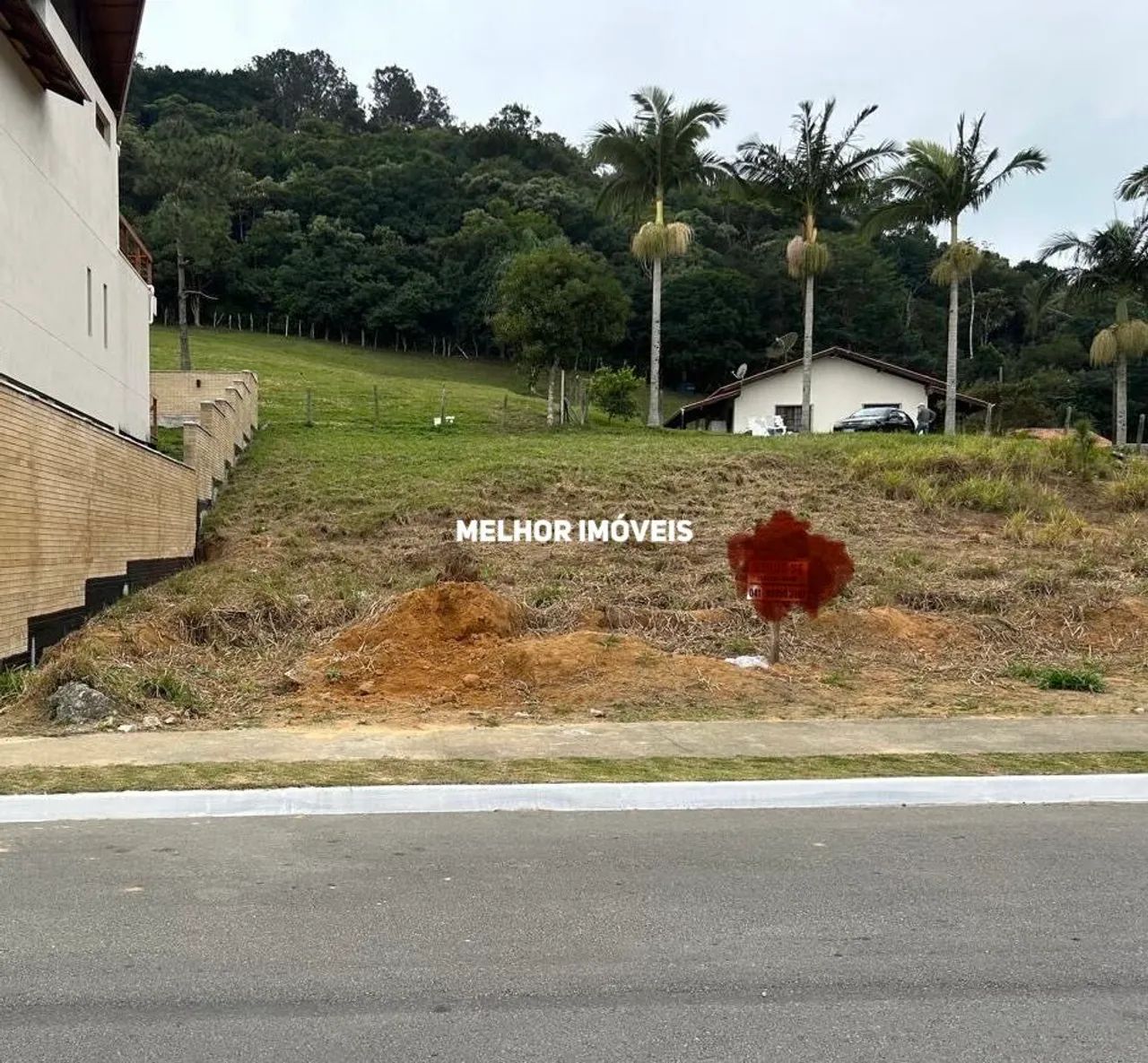 Terreno á venda localizado na Barra em Balneário Camboriú