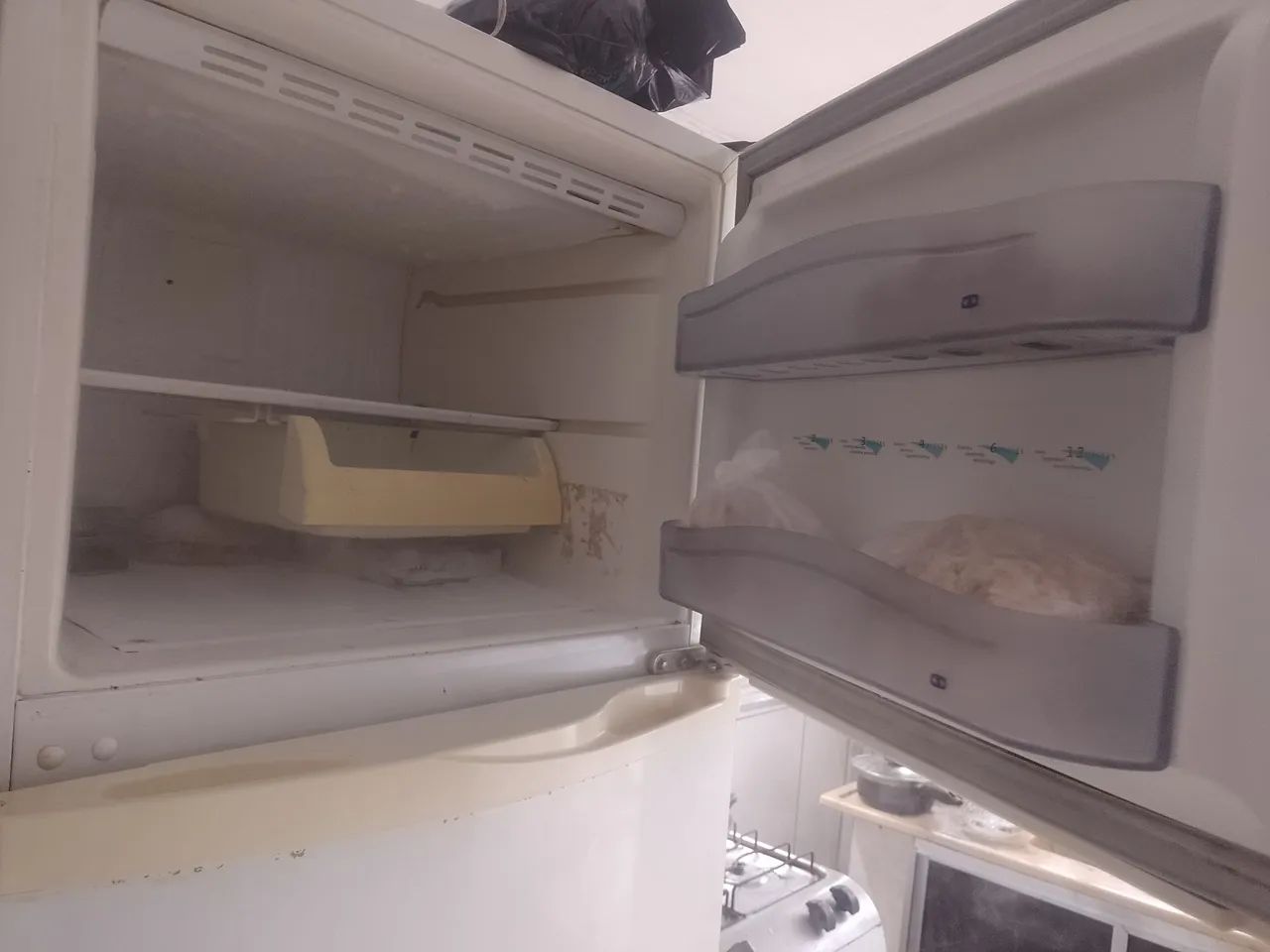 Geladeira em ótimo estado - Foto 2