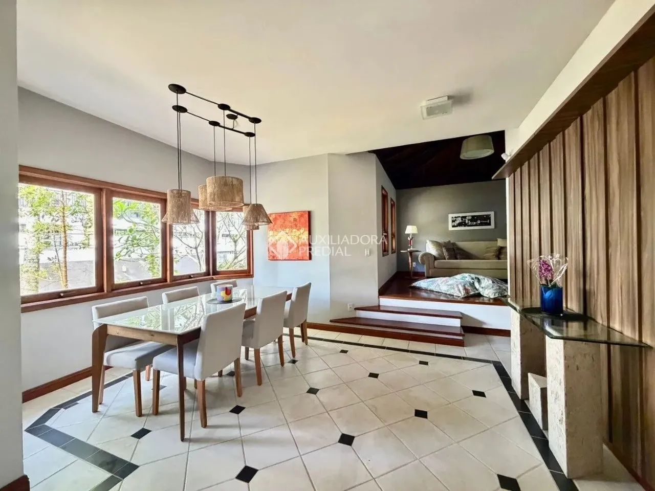 Casa em localização privilegiada na Lagoa da Conceição, Florianópolis. - Foto 4