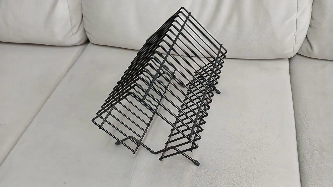 Suporte para Cds e DVDs em metal
