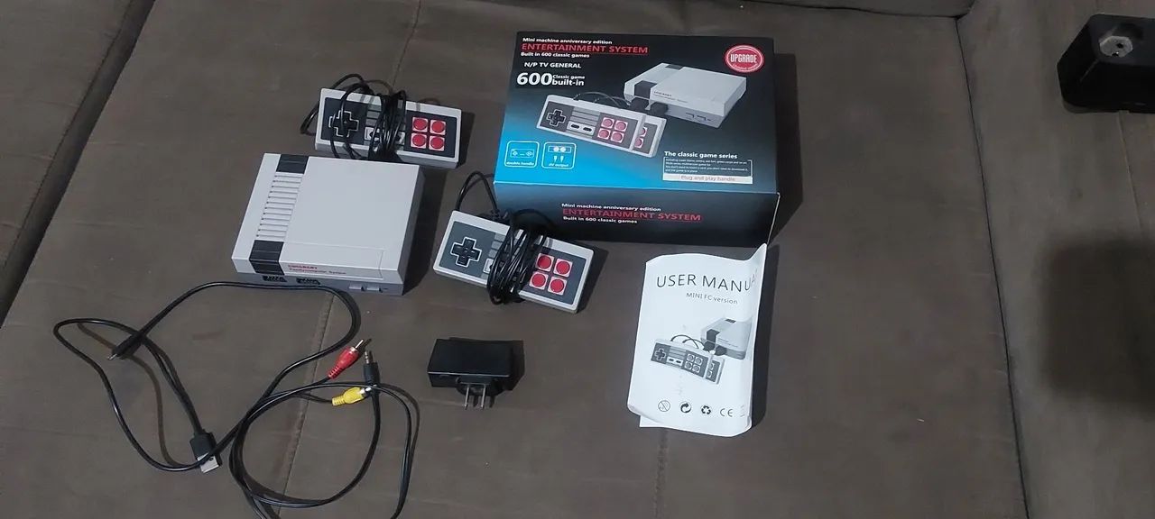 Console Retro Mini - 600 Jogos Clássicos
