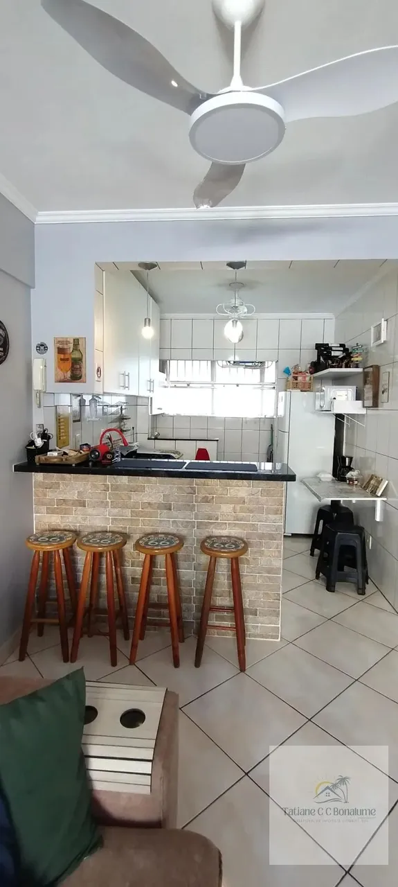Apartamento à Venda no Canto do Forte, Praia Grande.