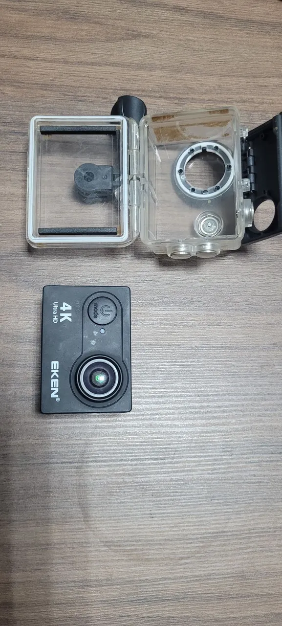 Câmera de Ação EKEN 4K Ultra HD