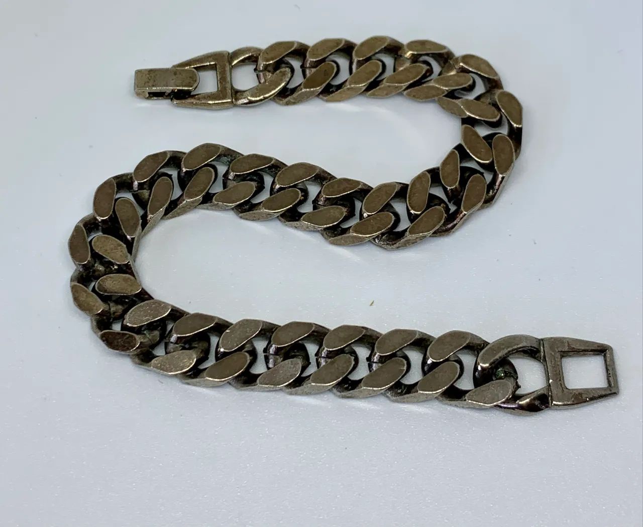 pulseira grossa com marcação k18gf