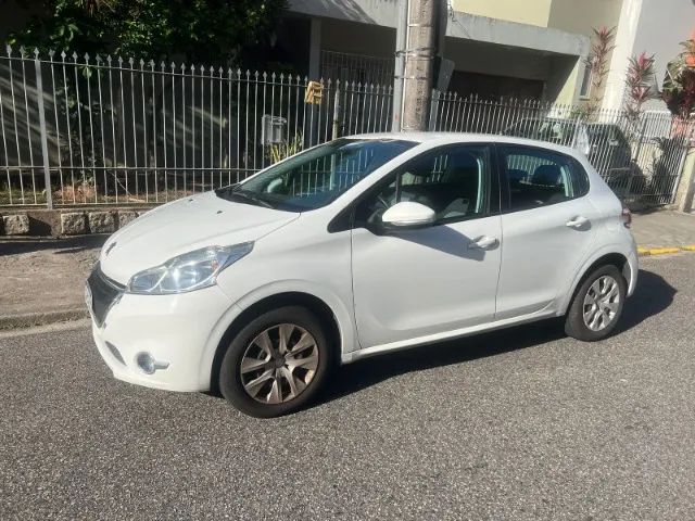 Peogeut 208 - 2016 branco, baixa KM. ABAIXO da FIPE - Foto 3