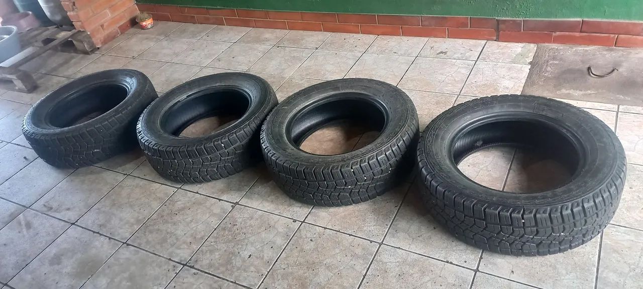 Pneu 205/65/15 - Foto 2