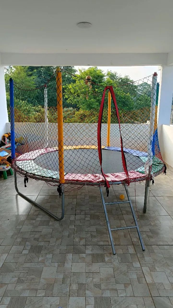 Trampolím (pula pula) Infantil