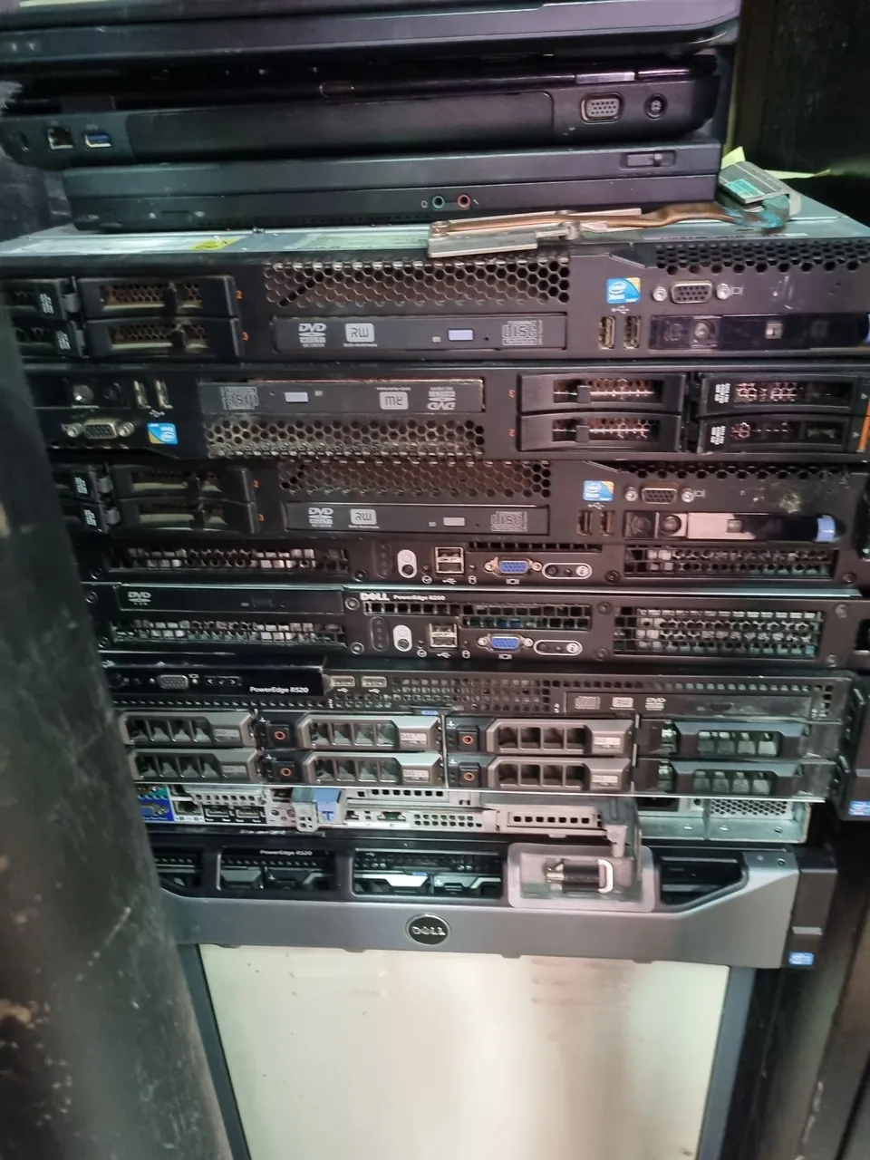 Servidores em promoção DELL, IBM, HP