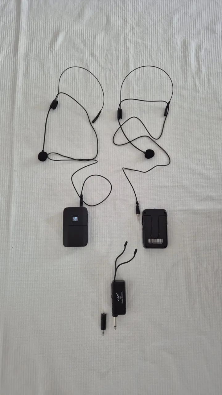 2 microfones fita de cabeça com wireless a bateria e pilha - Foto 3