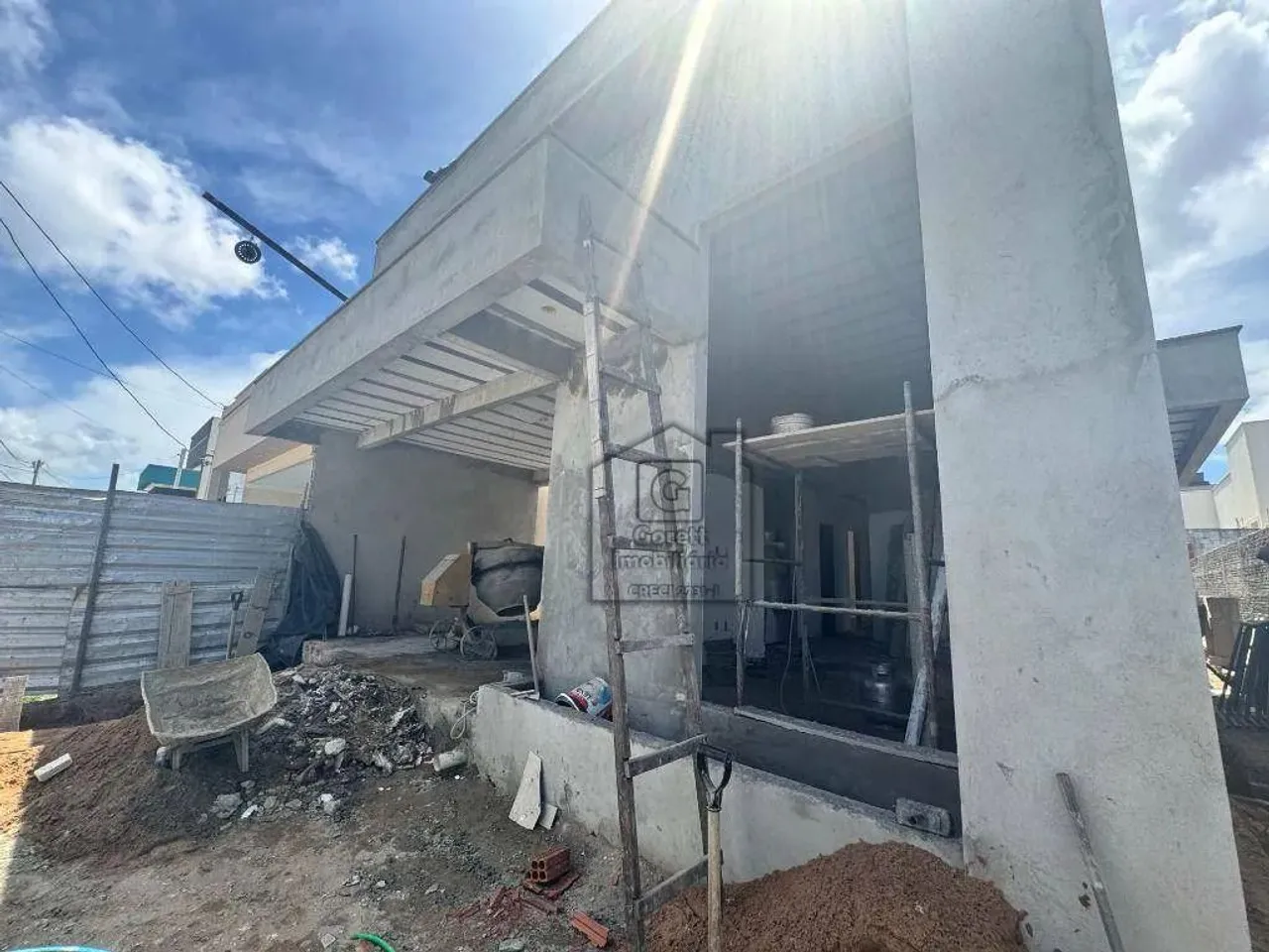Casa em Construção à Venda em Condomínio Fechado Conforto e Estrutura Completa - 3 Quarto