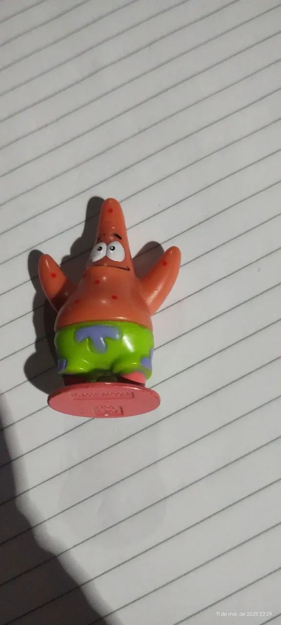 MINIATURA PATRICK DO FILME BOB ESPONJA  - Foto 2