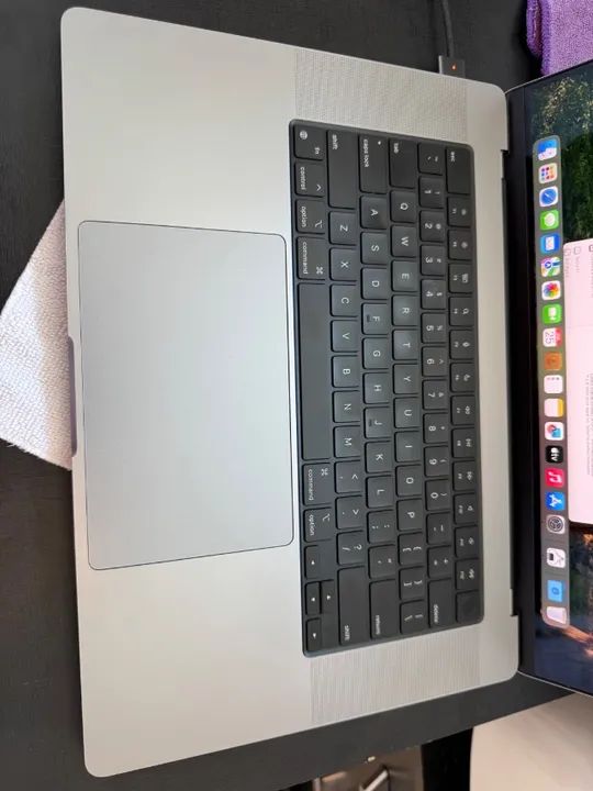 MacBook Pro 16" 16GB M1 Pro SSD 512GB - Foto 4