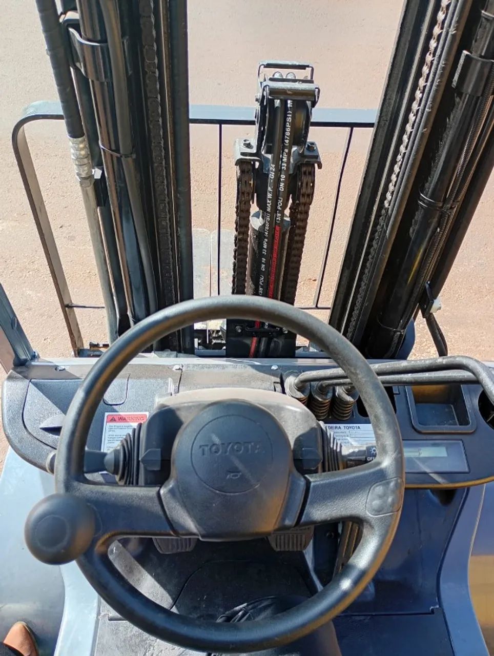 Empilhadeira Toyota 2.500 kg Seminova Revisada - Foto 6