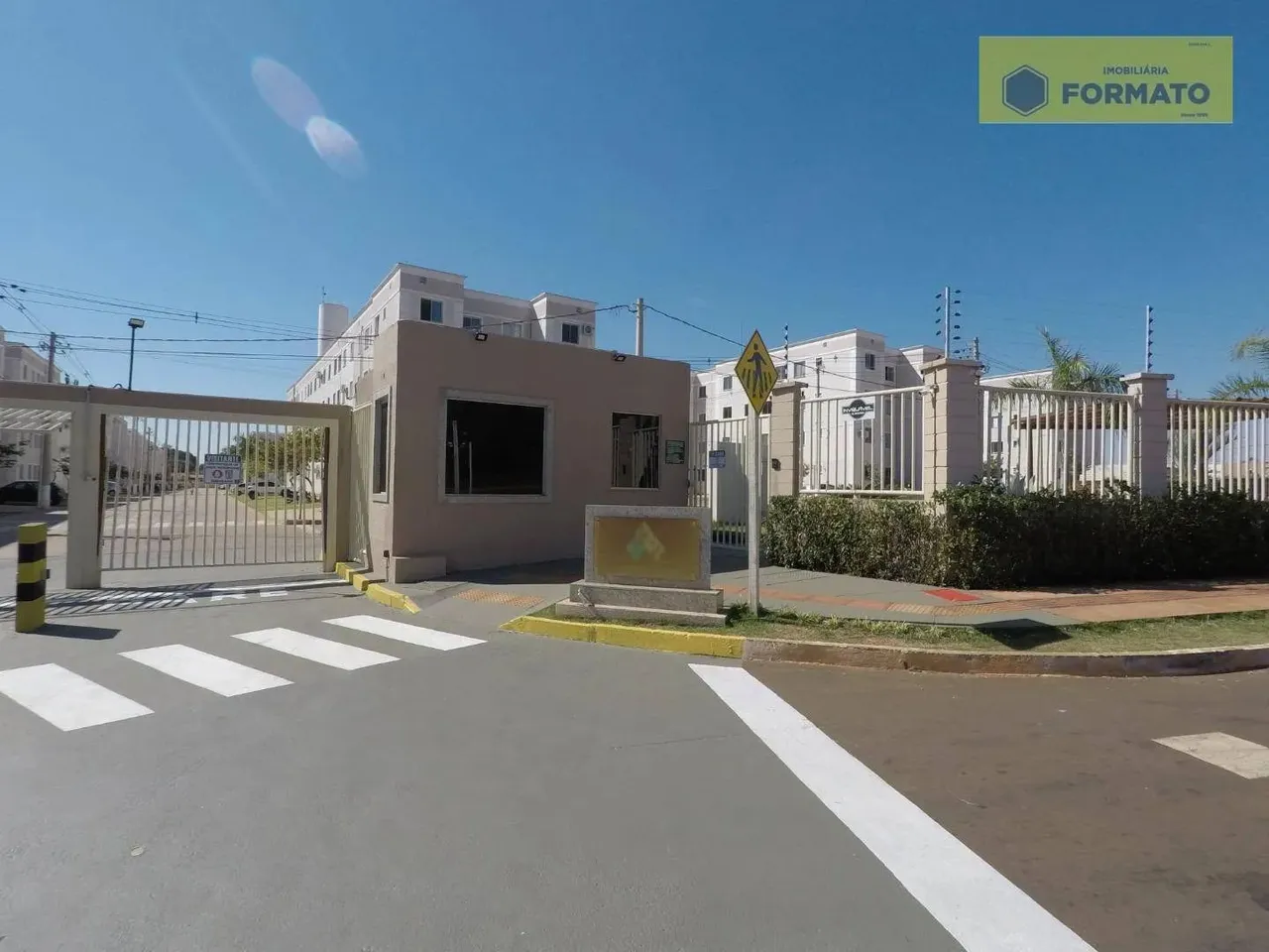 Apartamento com 2 dormitórios para alugar, 65 m² por R$ 2.165,00/mês - Vila Adelina - Camp