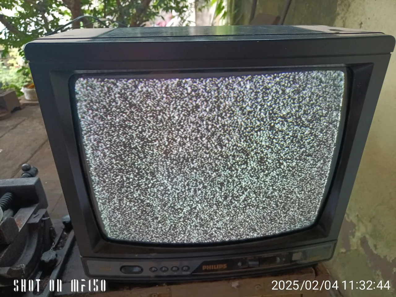Vendo tv antiga Philips