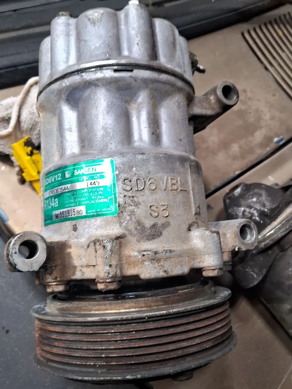 Compressor de ar condicionado Sanden SD6V12 R134a
