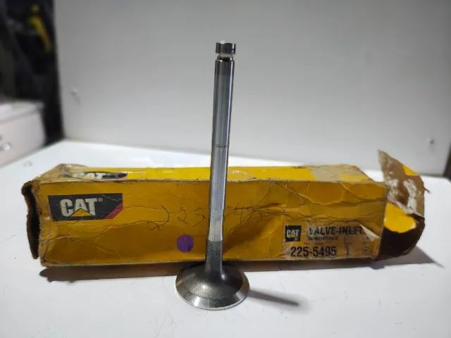 Válvula entrada cabeçote cilindro CAT 416F2 416E 416D p/n 225-5495