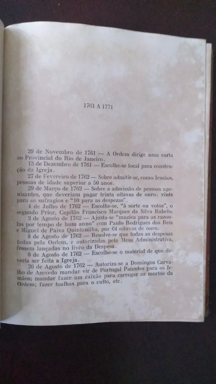 Livro Em Torno da História de Sabará - Foto 3