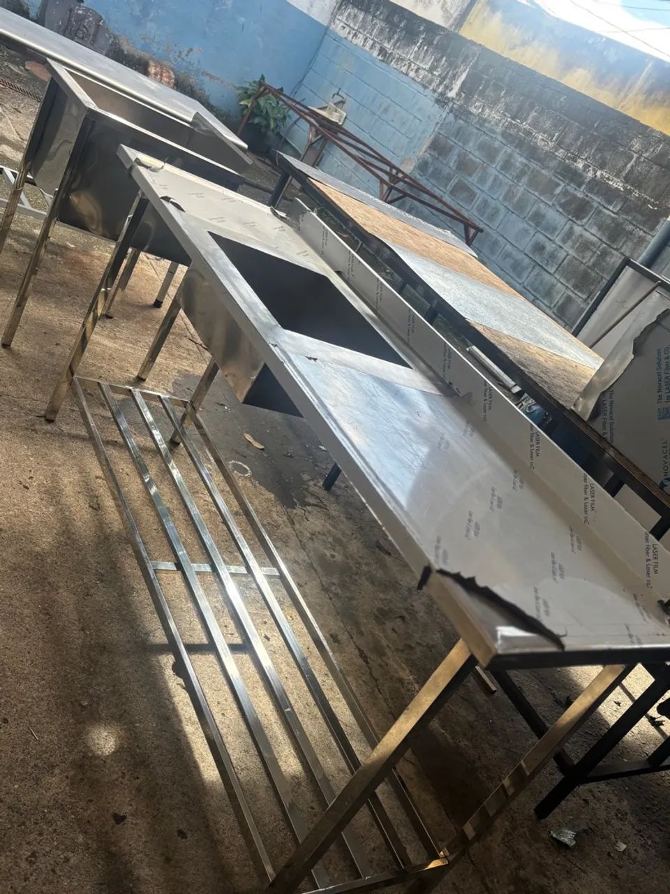 Bancadas com Cuba de Aço Inox para Cozinha Industrial