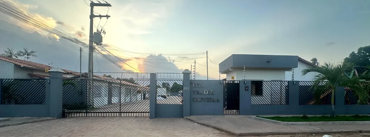 LINDA CASA A VENDA EM CASTANHAL