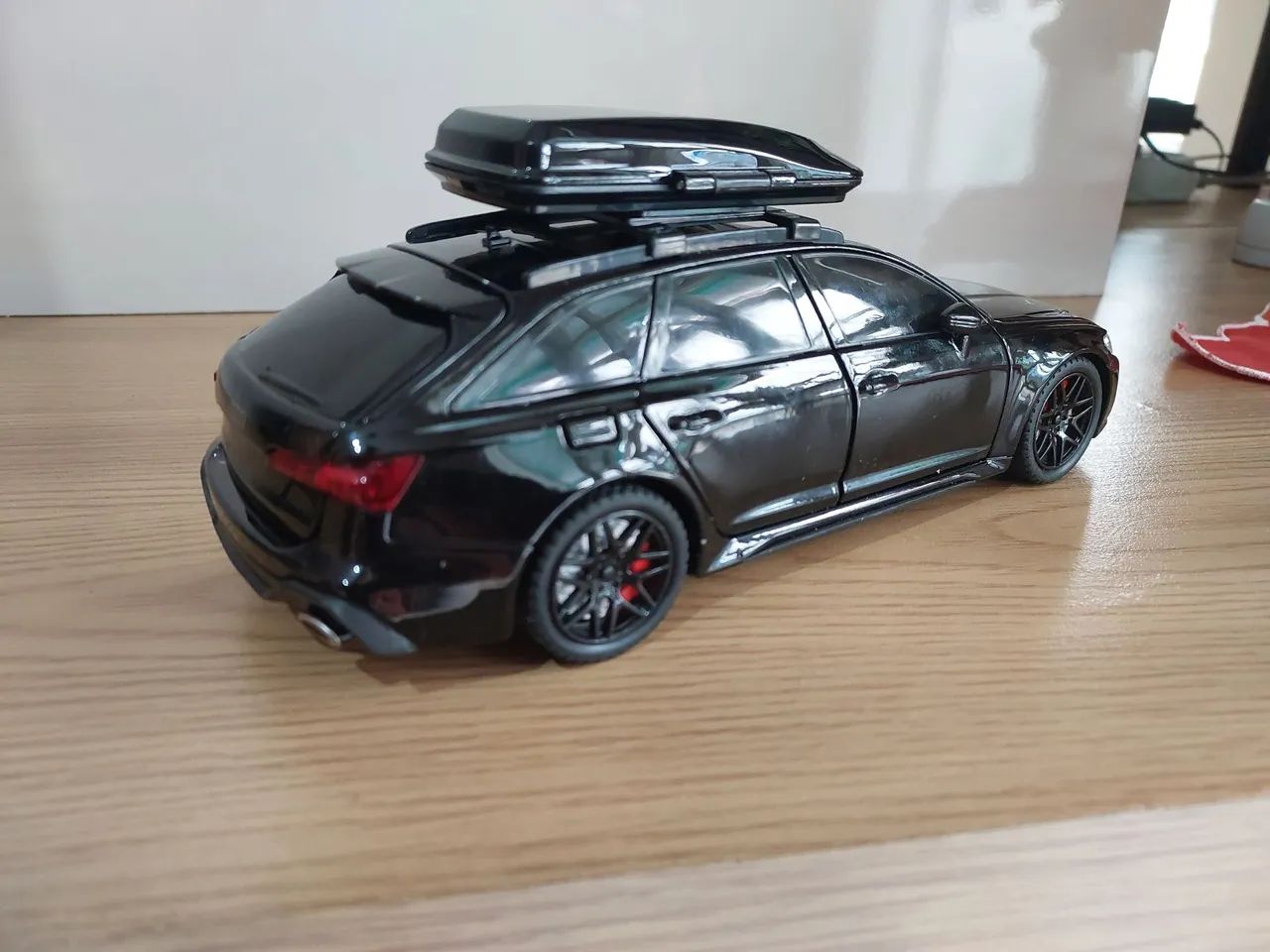 Audi rs6 1:24 luz e som - Foto 3