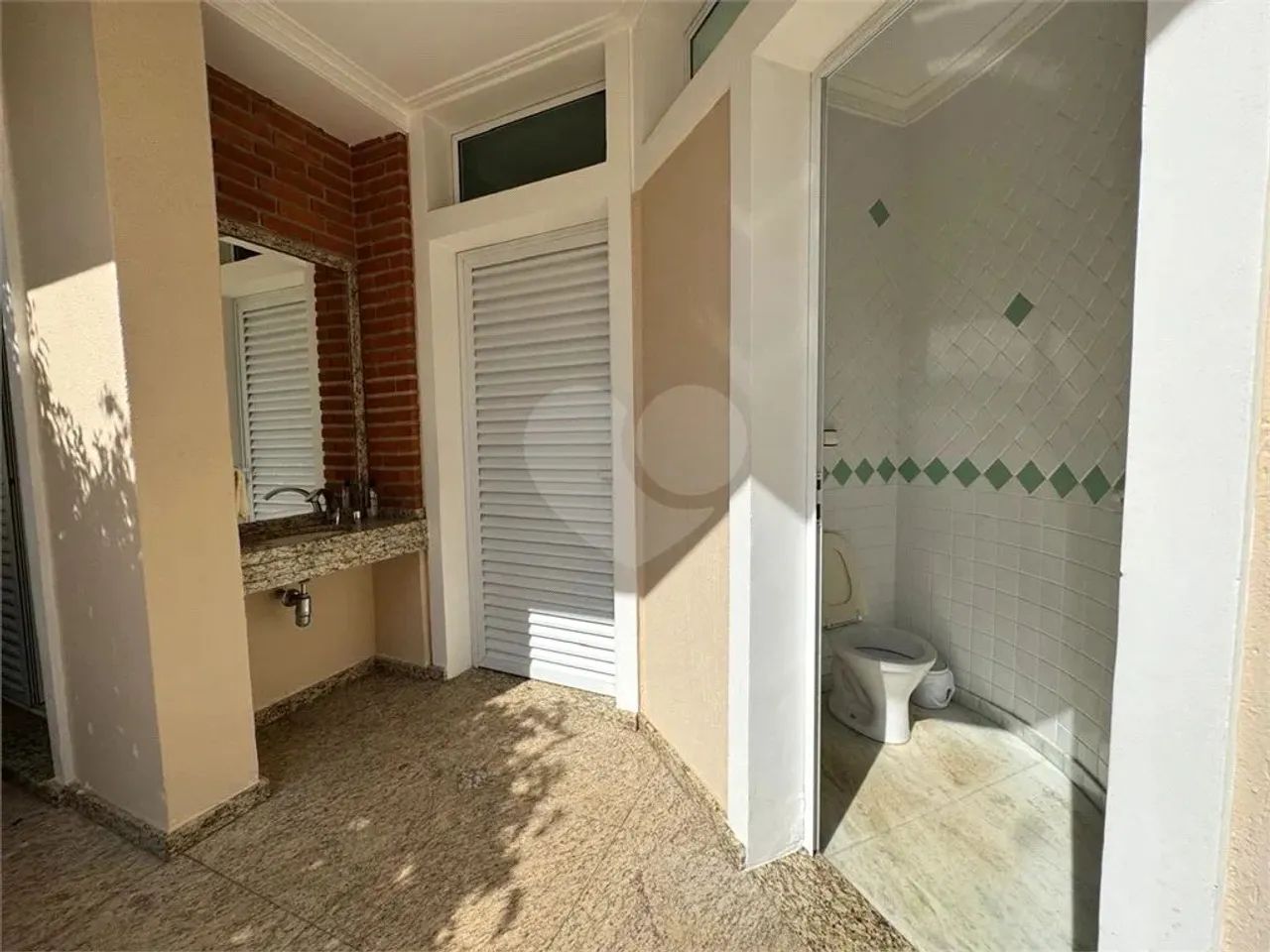 Casa à venda ou para alugar com 4 quartos, sendo 3 suítes, no condomínio Village Vert, Sor - Foto 8