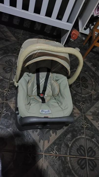 Bebê Conforto Burigotto tourinho com base - Foto 3