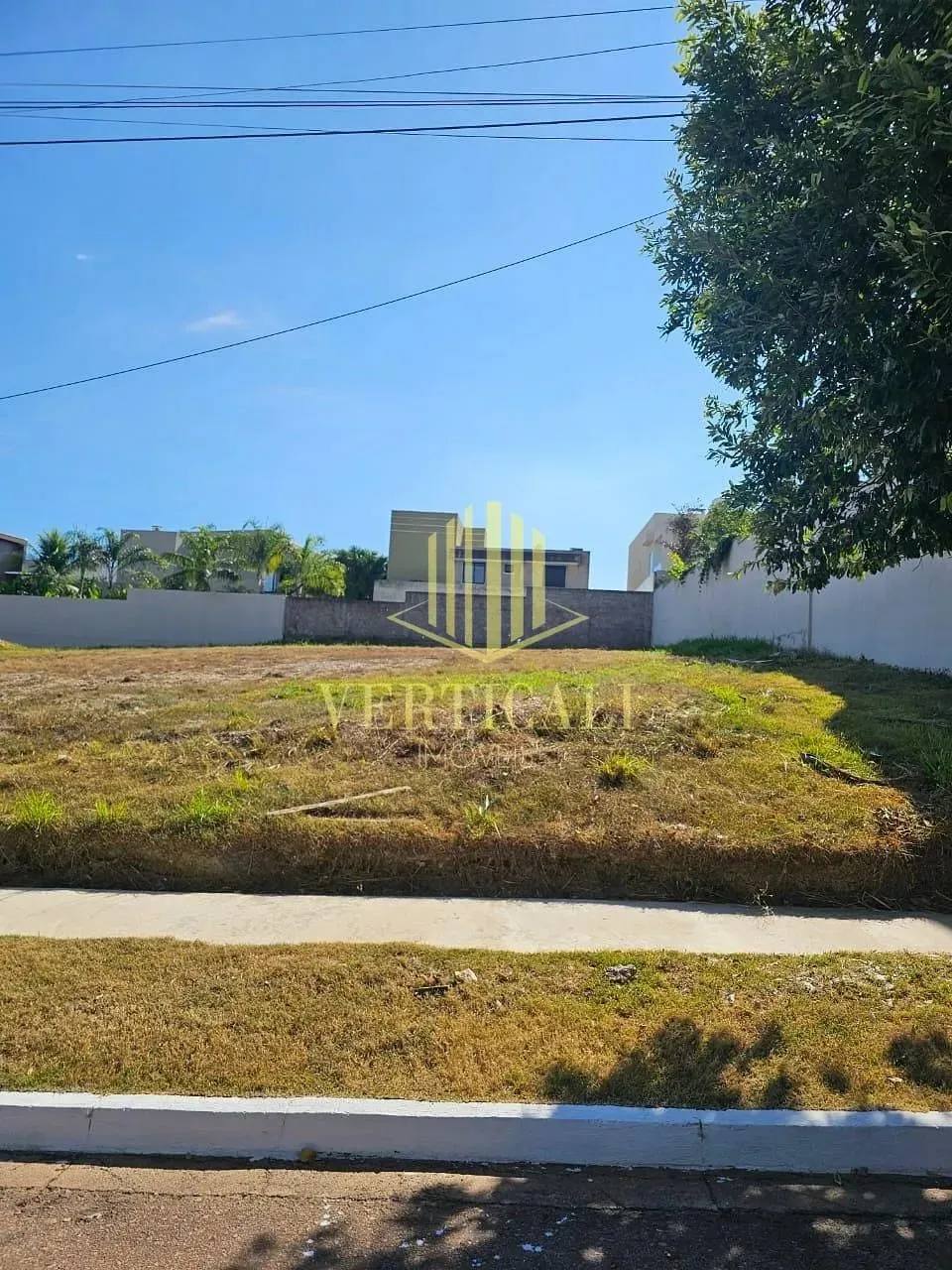 Terreno à venda, Condomínio Florais Cuiabá Residencial, 657,30 m², Cuiabá, MT