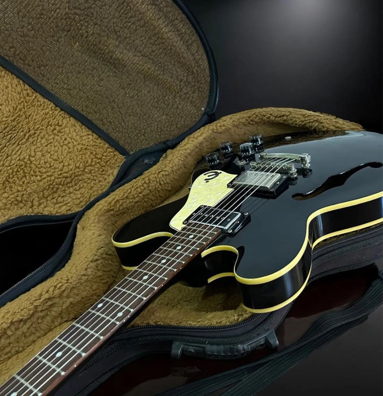 Guitarra Epiphone ES-335 - Black Beauty captador Gibson P94 - Foto 5
