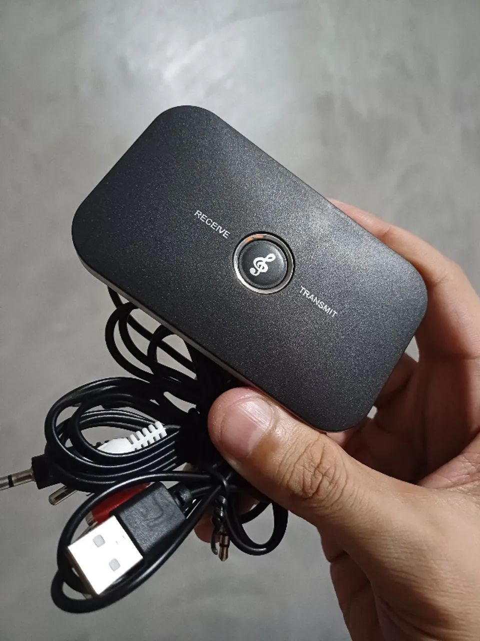 Transmissor / Receptor de Áudio - Bluetooth 5.0 - Recarregável - Com Cabos - Novo