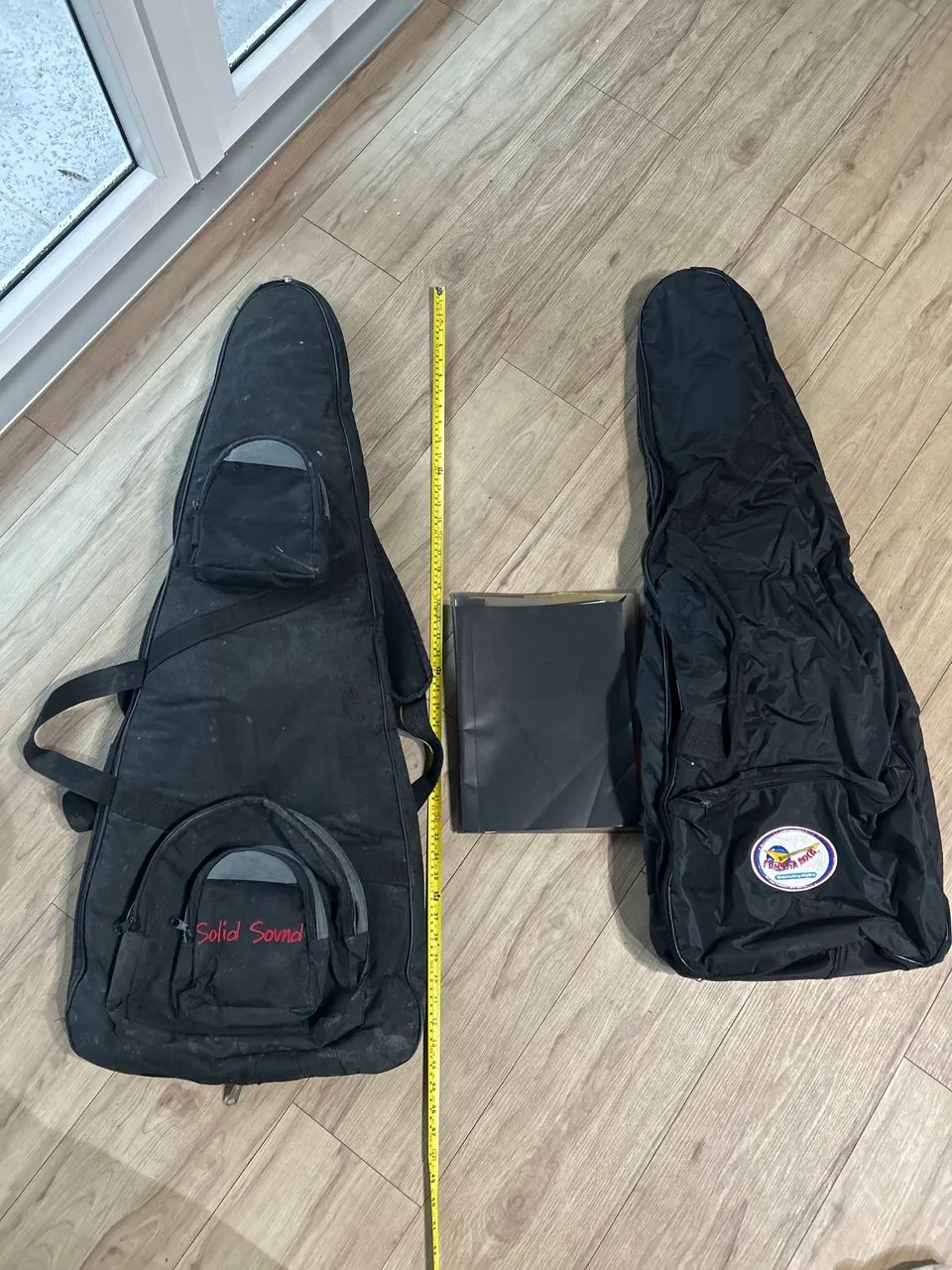 2 Cases guitarras 