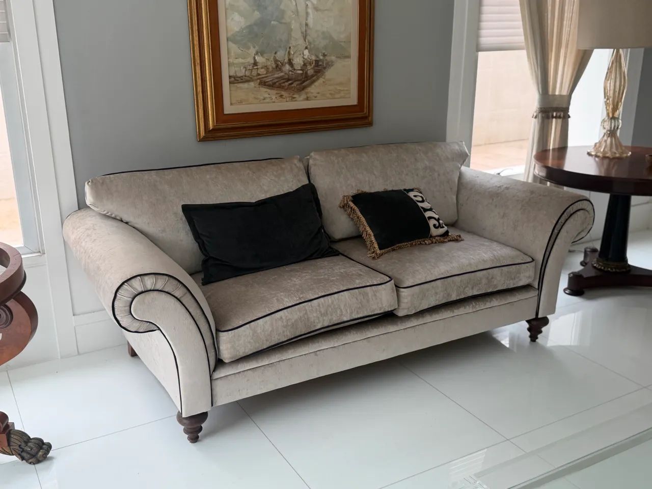 Sofas ( dois) 