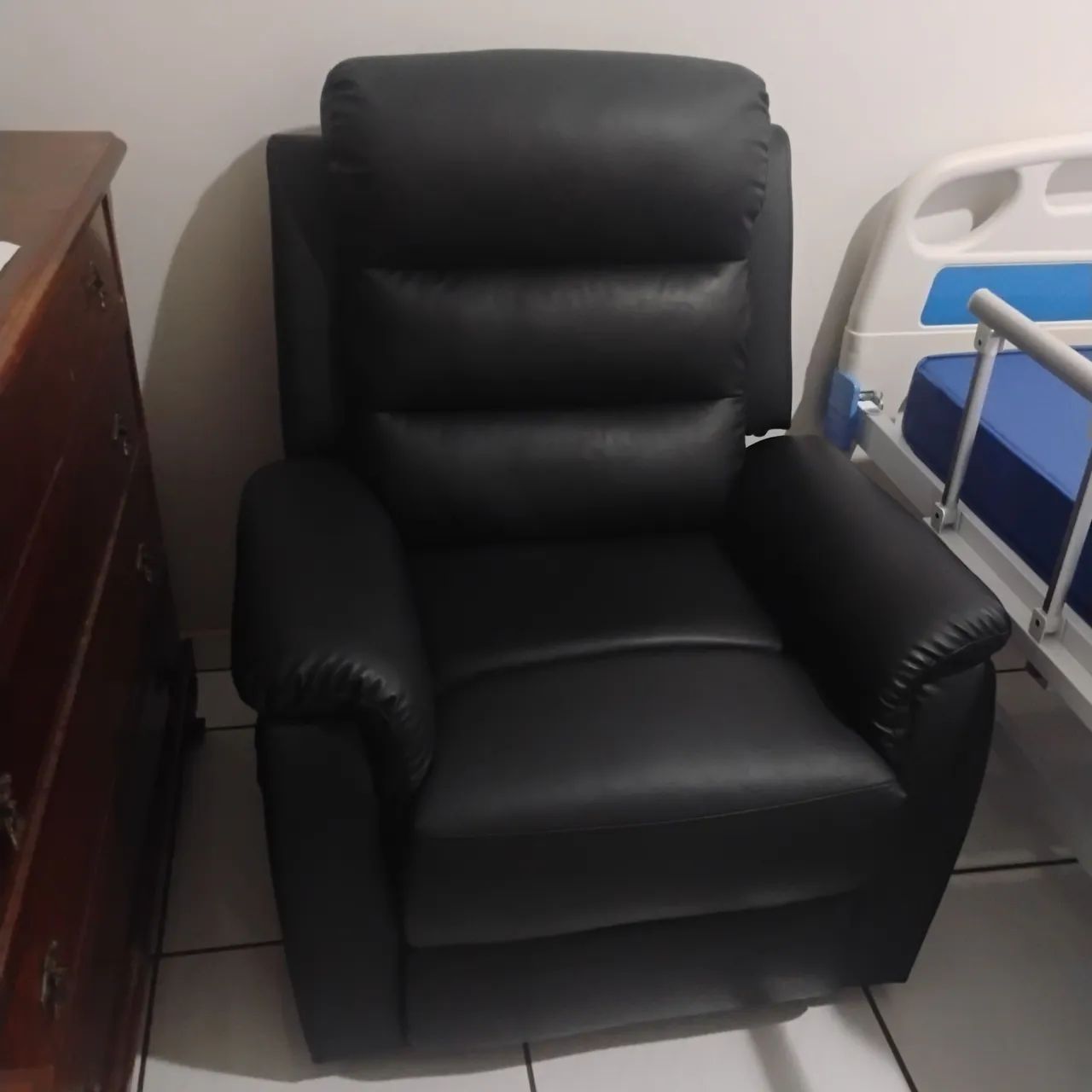Poltrona Massageadora, Reclinável e Esquenta! - Foto 3