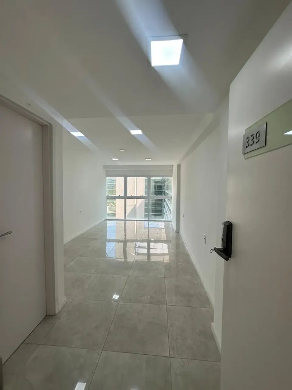 Sala/Conjunto para aluguel possui 24 metros quadrados - Foto 3