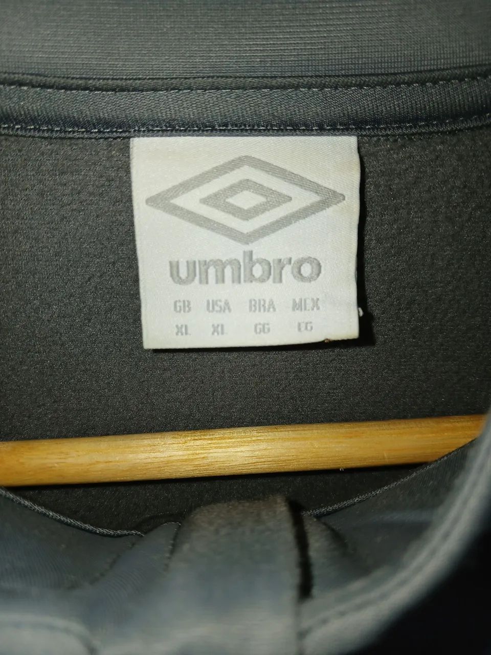 Casaco Fluminense Cinza Umbro - Foto 4