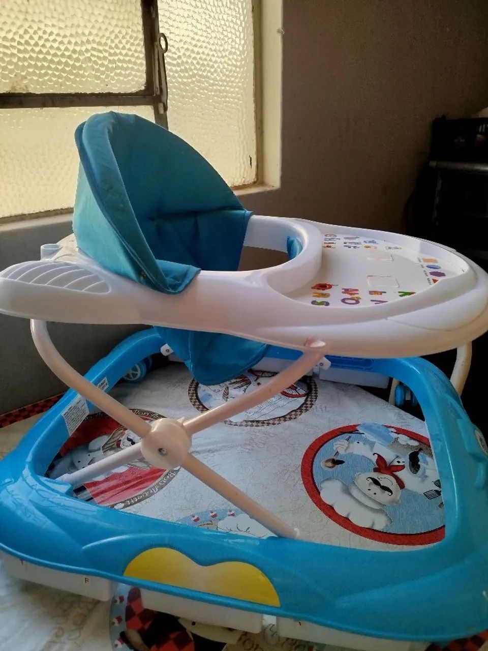 Vende_se um andador  de beber - Foto 4