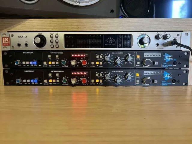 Interface Apollo UAD DUO 2 - Fireware - 16 Entradas e Plugins UAD