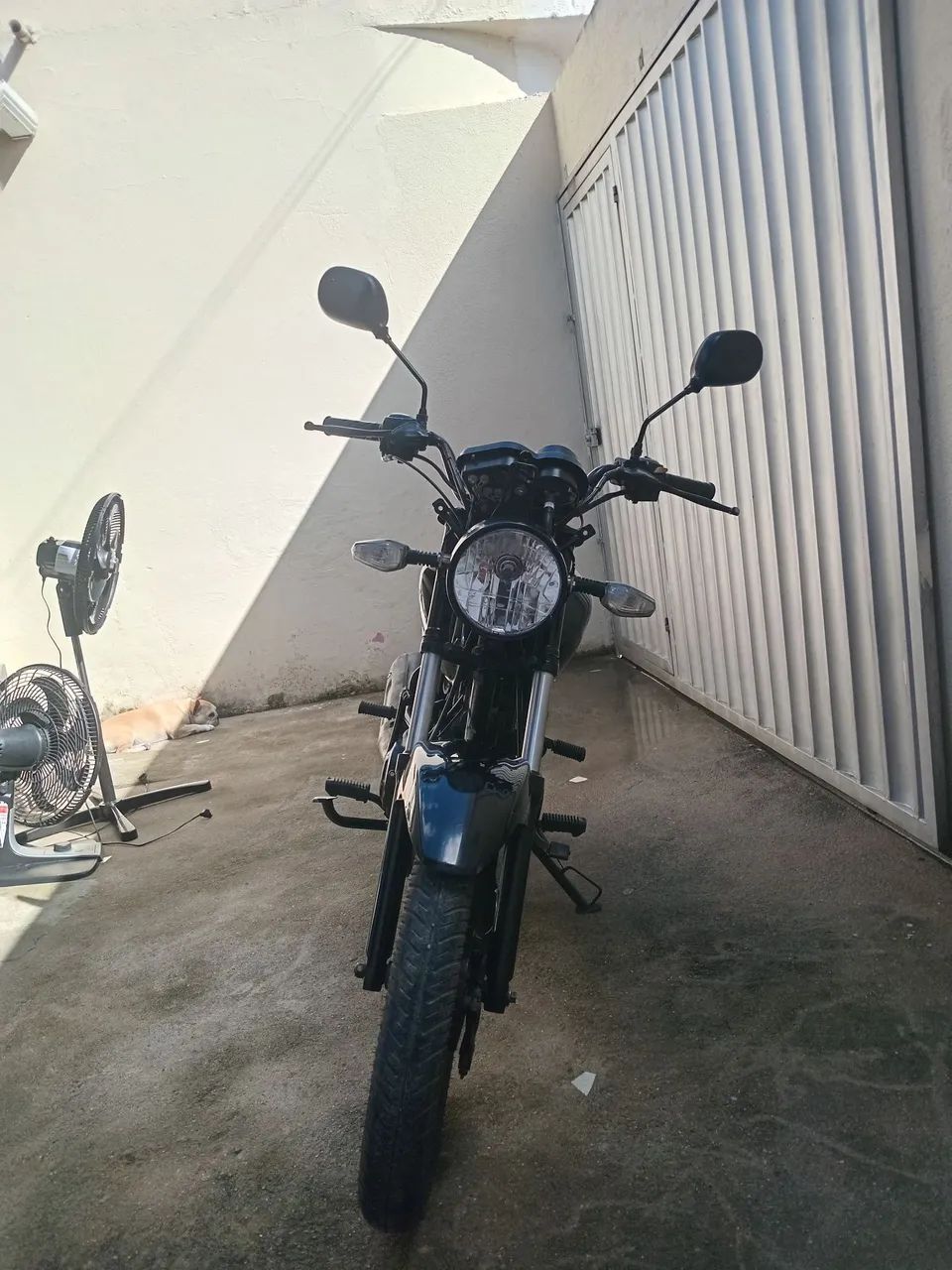 Mottu bem conservada.