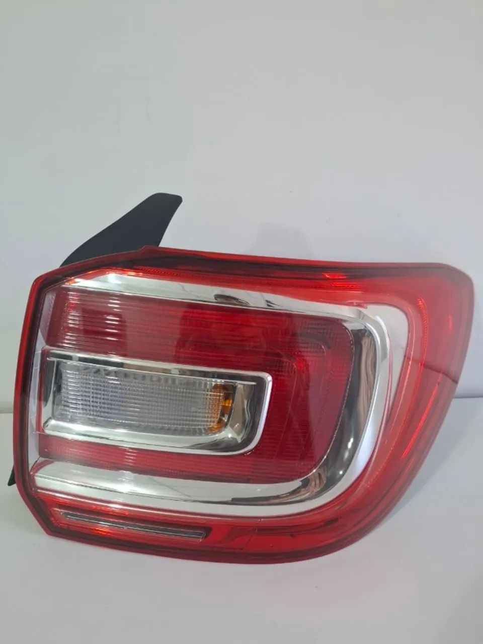 LANTERNA RENAULT LOGAN 15 A 20 DIREITO USADO ORIGINAL