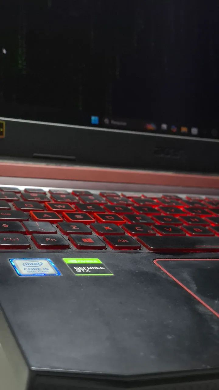 Acer Nitro V - Foto 2