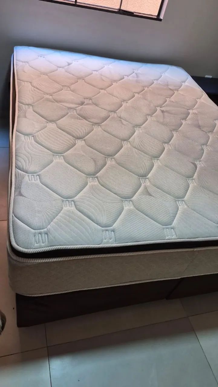 Cama box queen