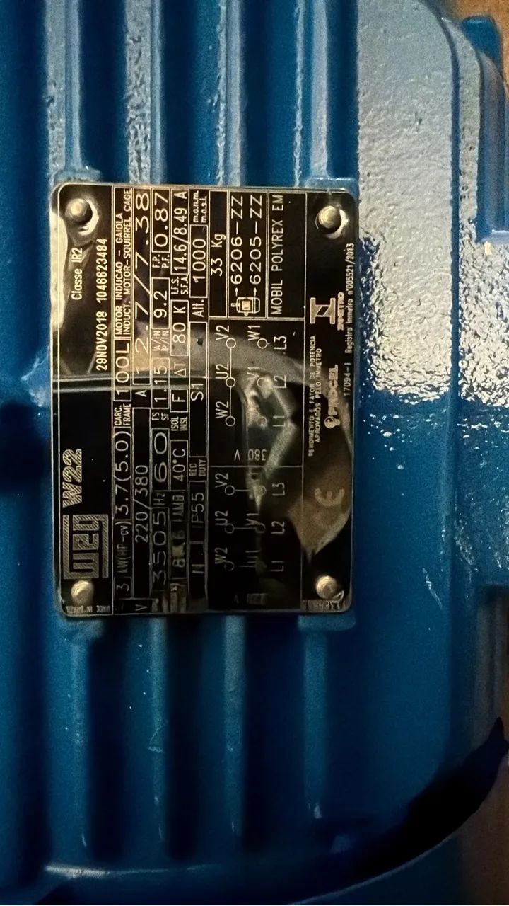 Motor trifásico WEG 5CV. - Foto 2