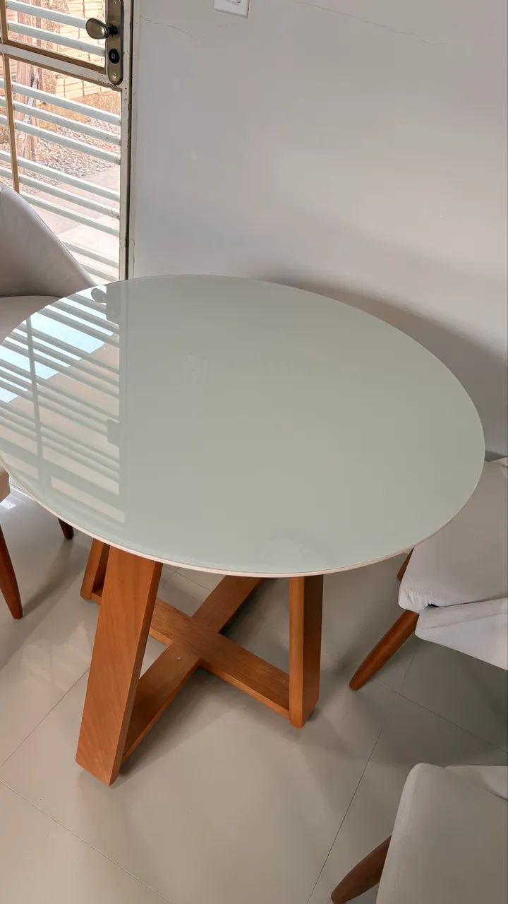 Mesa com 4 cadeiras - Foto 5