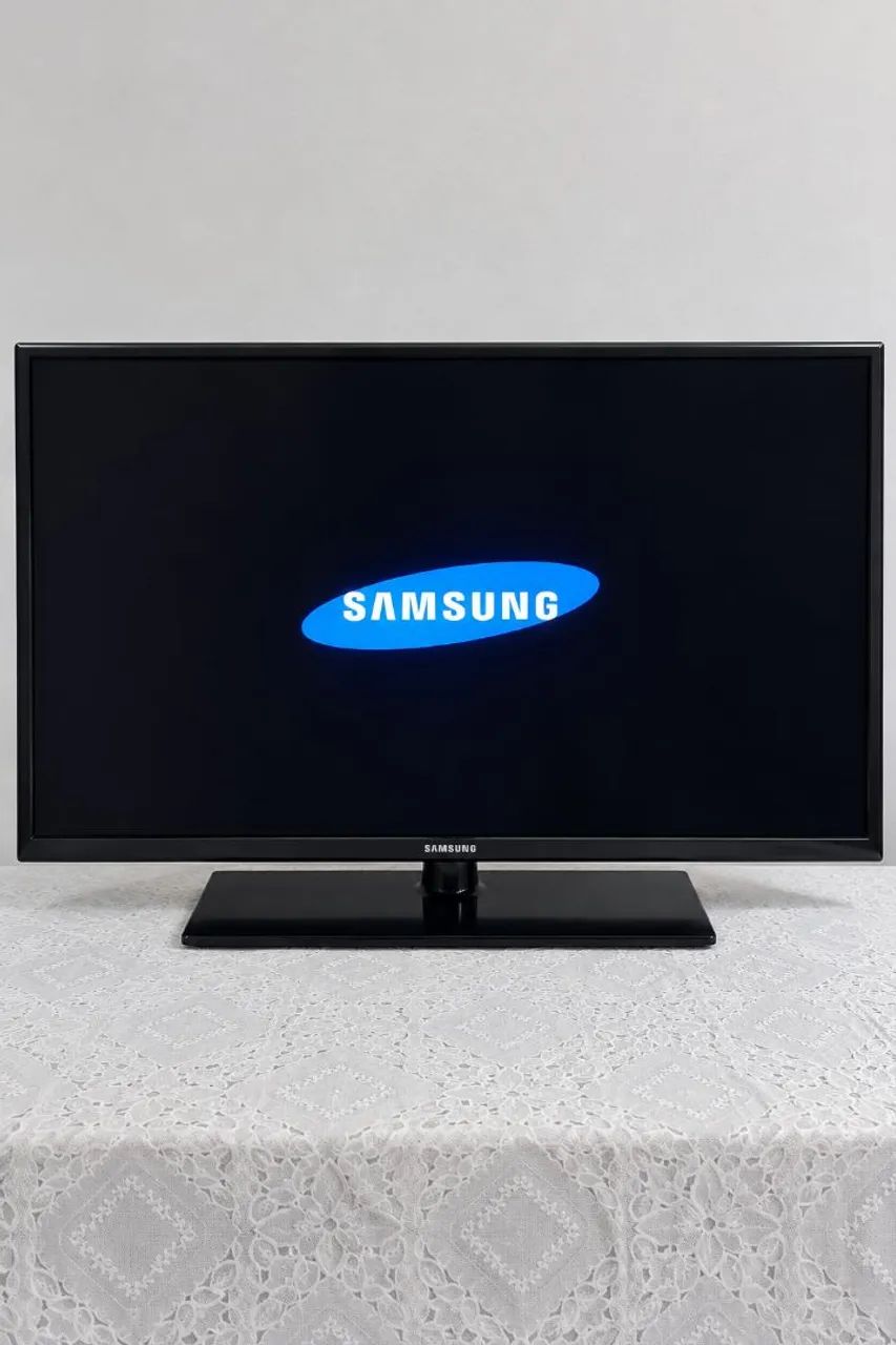 TV Samsung 32 polegadas cor preta
