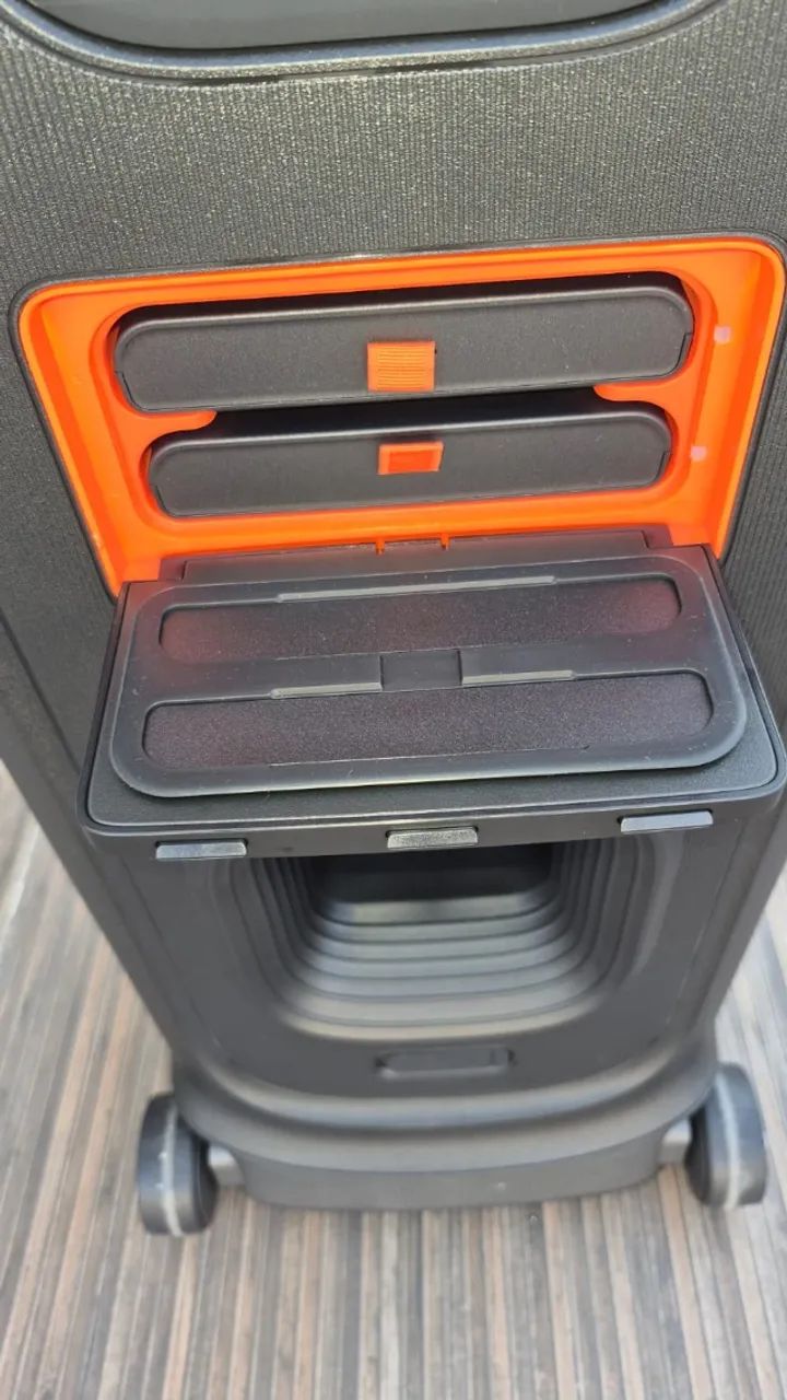 caixa jbl 720 e microfones jbl - Foto 3