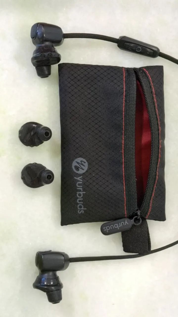 Fone Bluetooth esportivo Yurbuds com estojo e adaptadores - bateria fraca - Foto 2