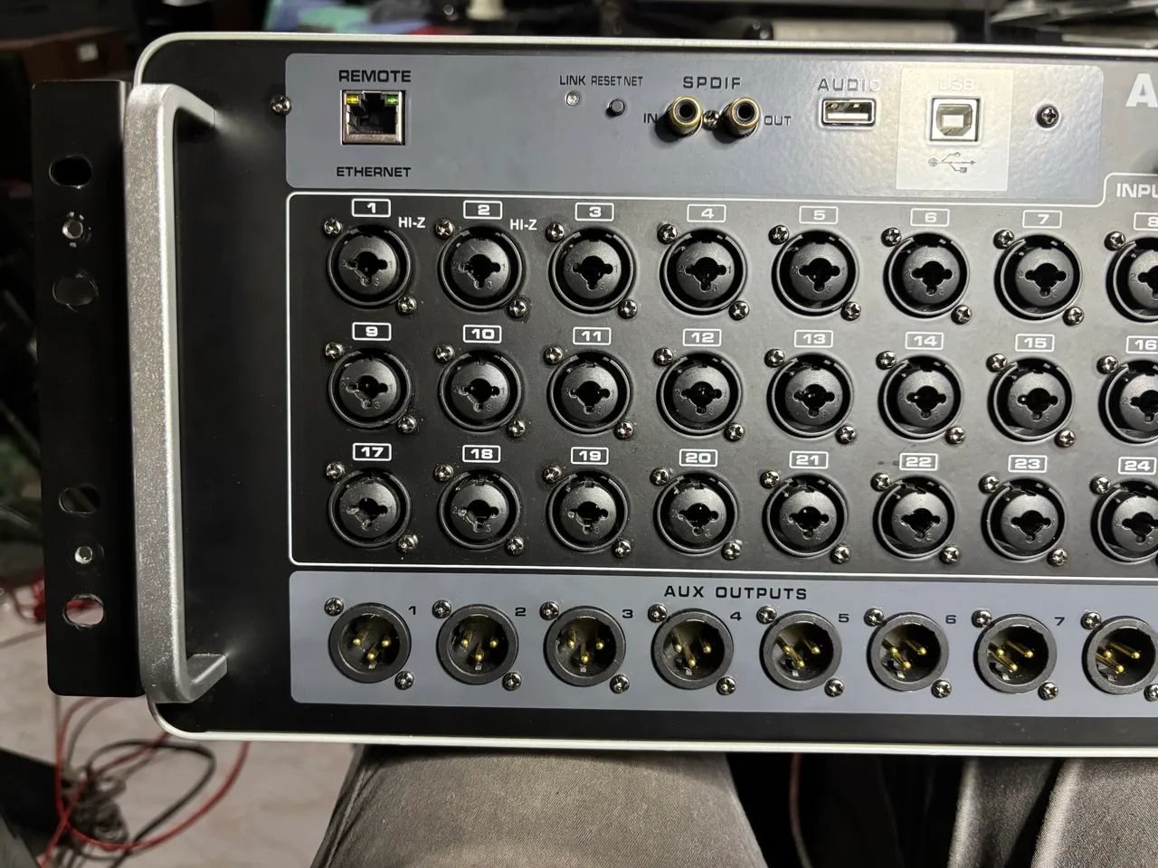 Mesa de som digital axios 24 igual ui24 xr18 x32 - Foto 2