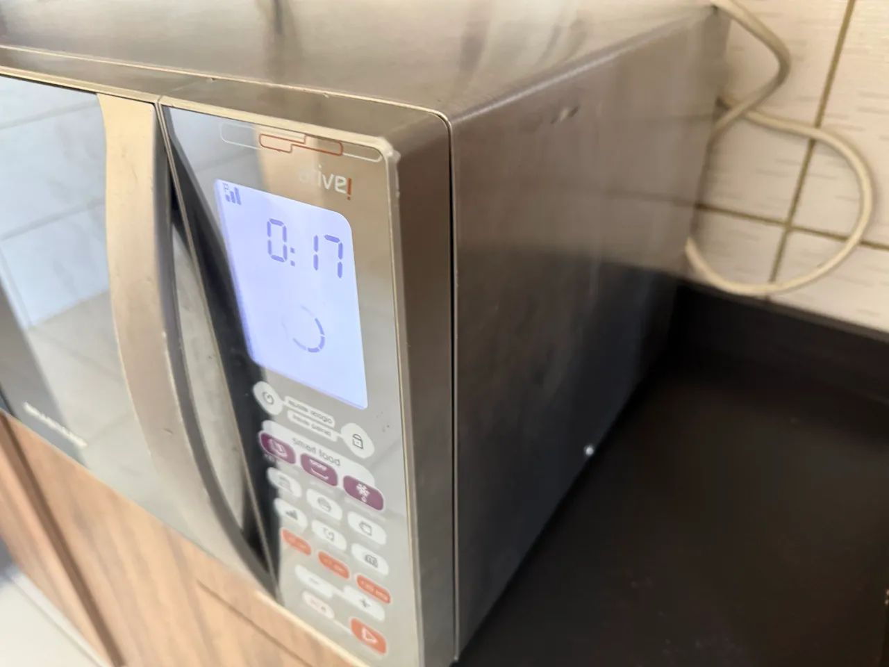 Microondas Brastemp 38 l - Foto 4