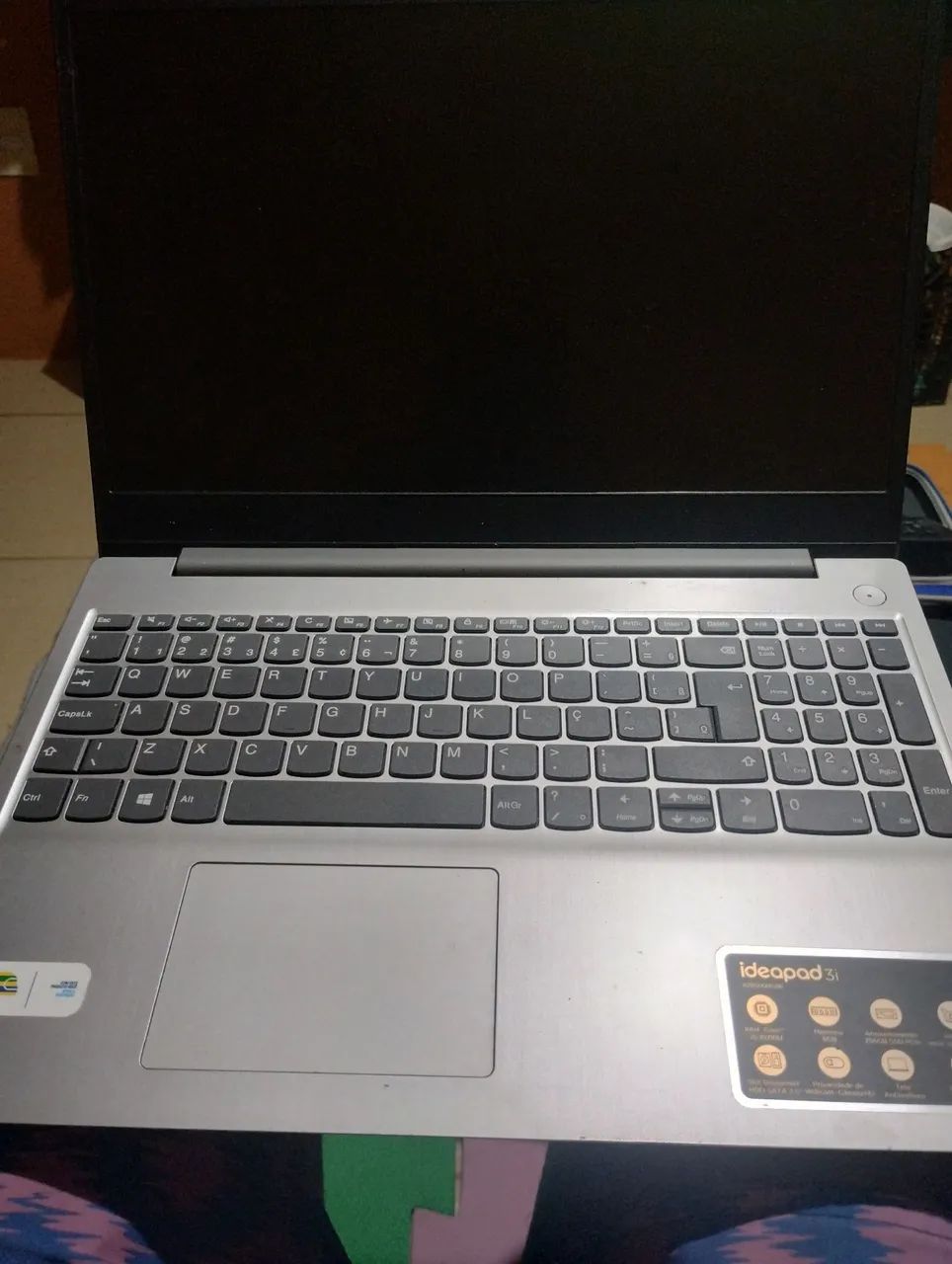 Lenovo IdeaPad 3 15IML05 - Foto 5